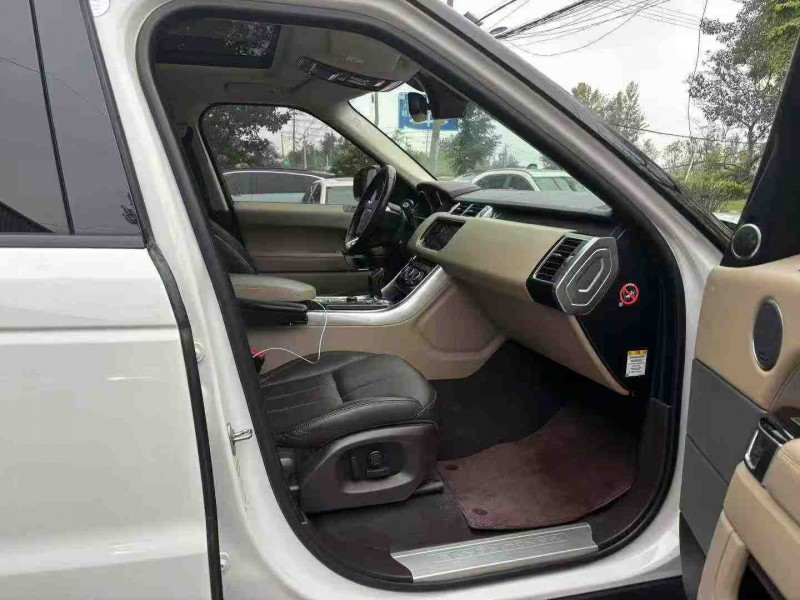 徐州16年路虎揽胜运动7