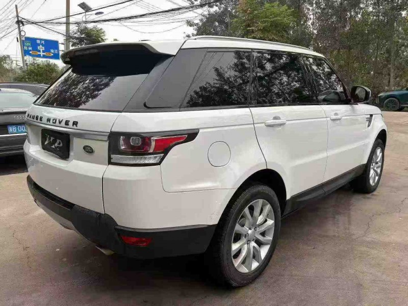 徐州16年路虎揽胜运动8
