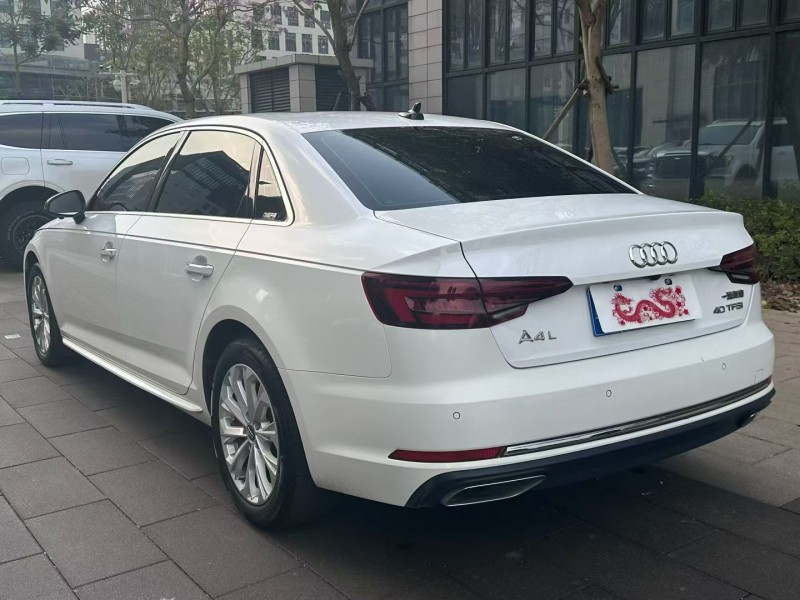 佛山19年奥迪A4L3