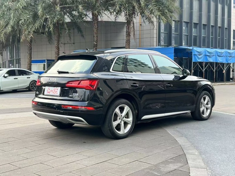 佛山19年奥迪Q53