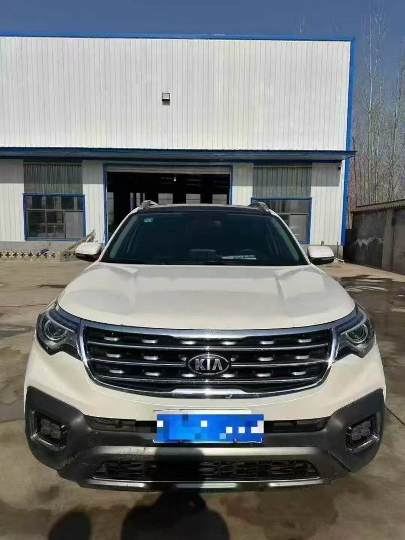 菏泽19年起亚智跑1