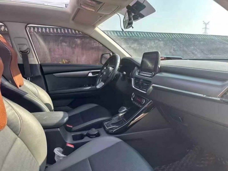 菏泽19年起亚智跑5