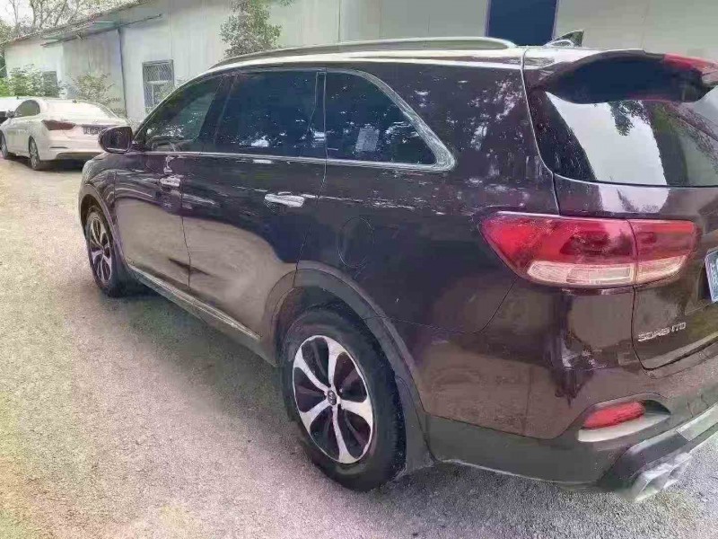 潍坊16年起亚索兰托8