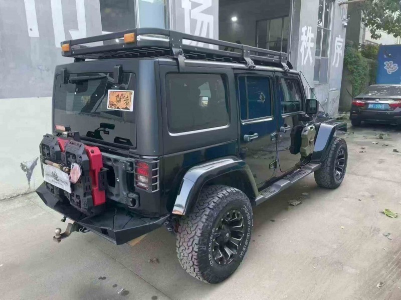 潍坊18年Jeep牧马人8