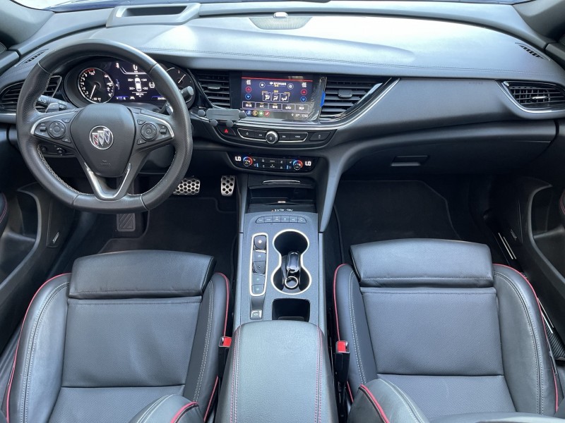 济宁23年别克君威3