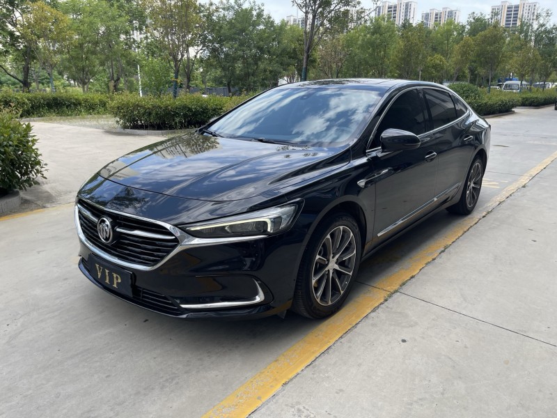 济宁23年别克君越2