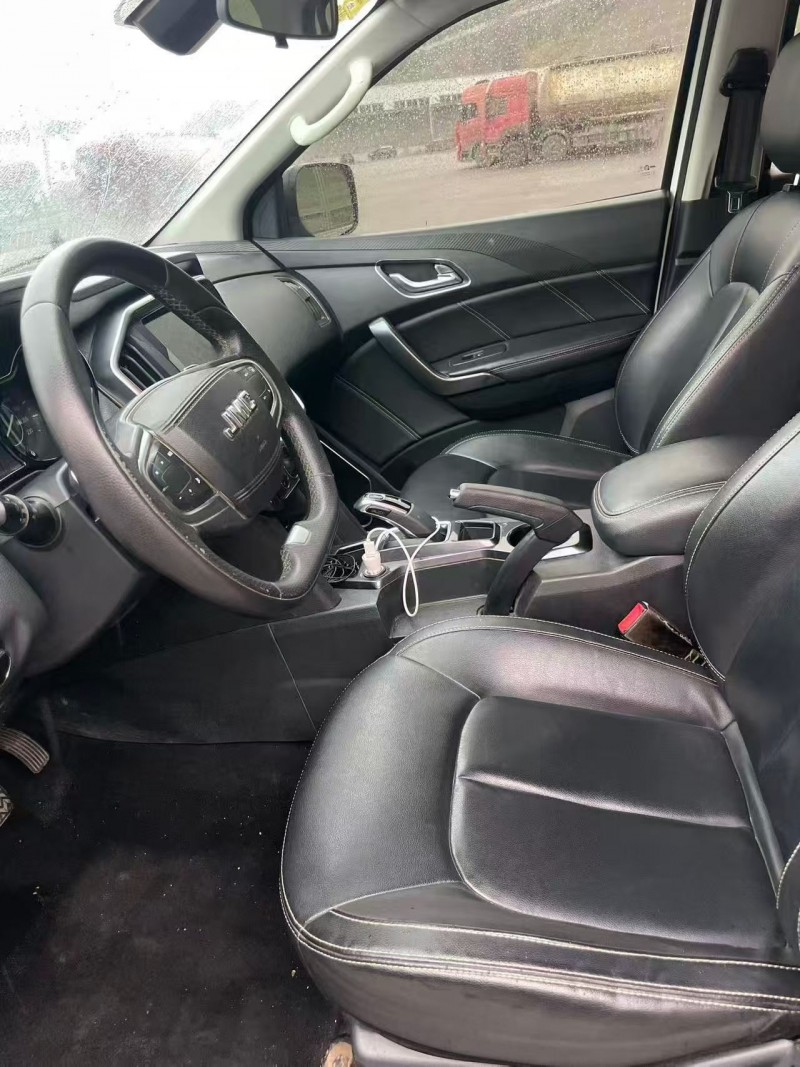 重庆21年江铃域虎7