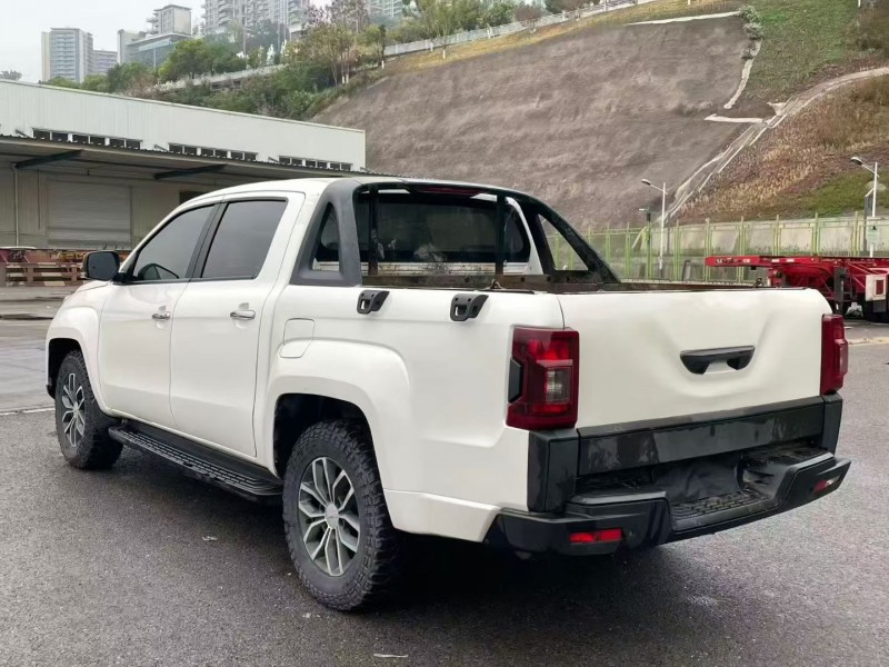 重庆21年江铃域虎8