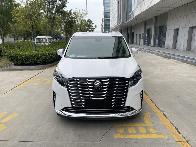 济宁23年别克GL81