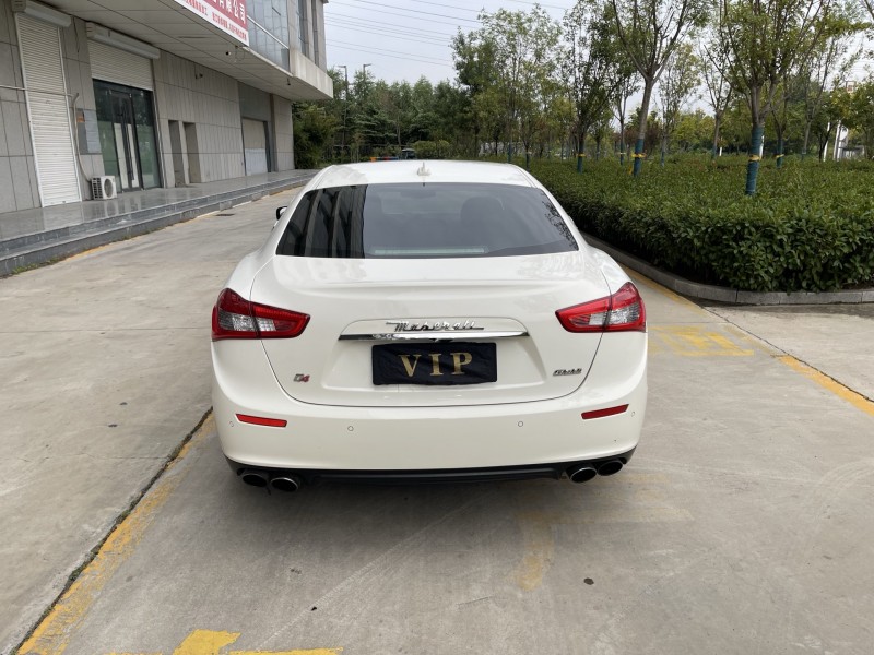 济宁14年玛莎拉蒂Ghibli9