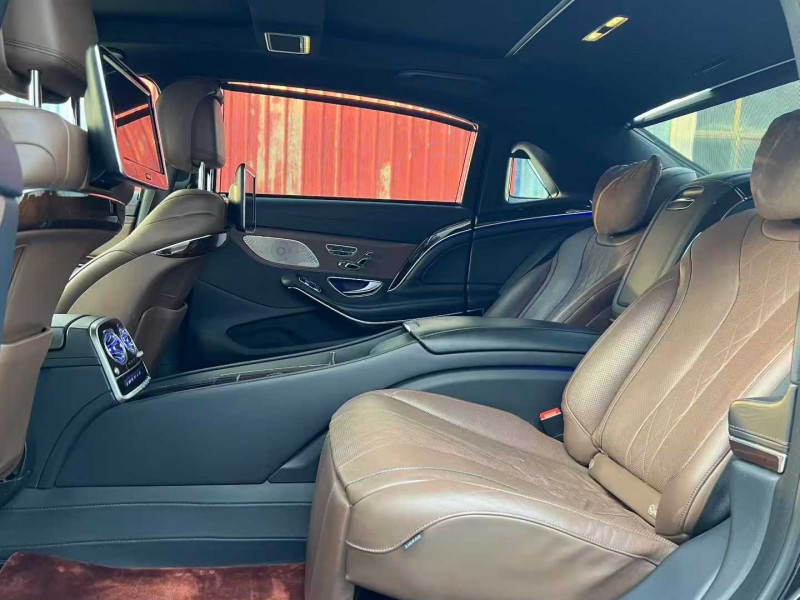 徐州16年奔驰迈巴赫S级7