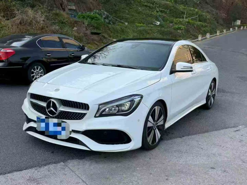 莆田19年奔驰CLA2