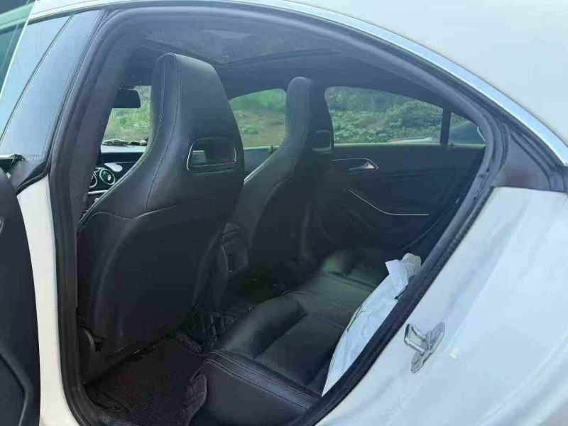 莆田19年奔驰CLA5