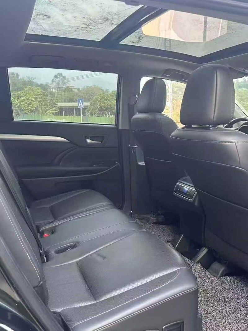 江门21年丰田汉兰达6