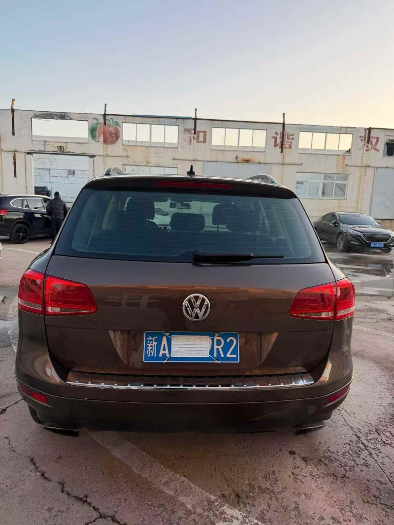 东营13年大众途锐7