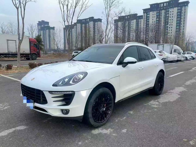 枣庄17年保时捷Macan3