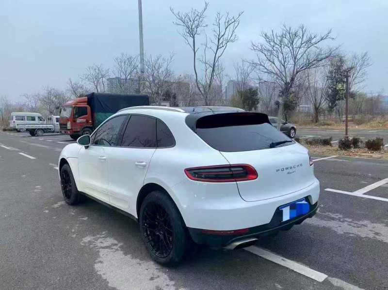 枣庄17年保时捷Macan8