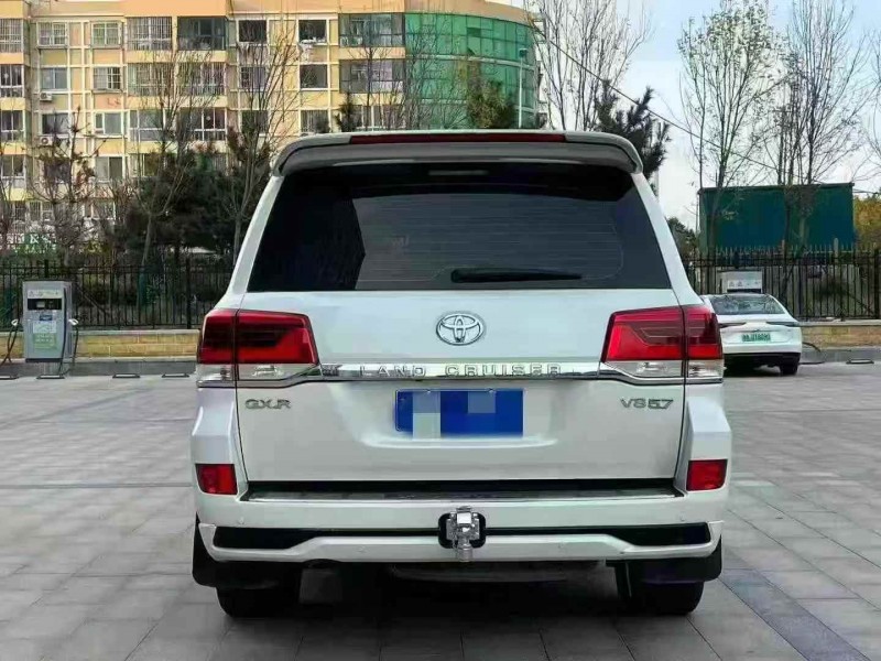 承德19年丰田兰德酷路泽8