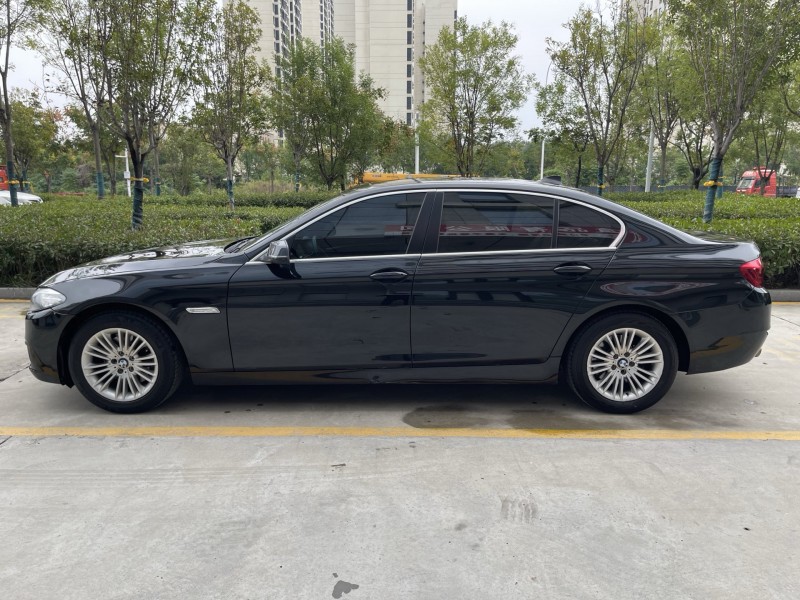 济宁16年宝马5系8