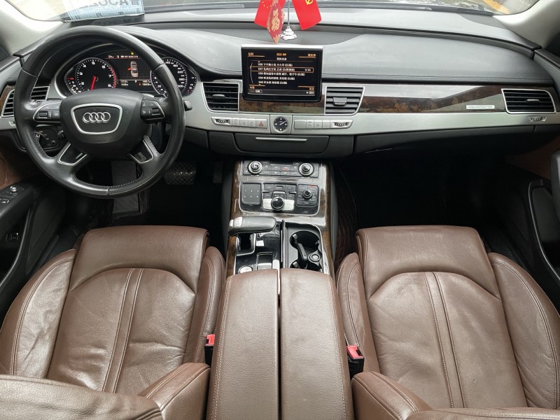 济宁14年奥迪A8L4
