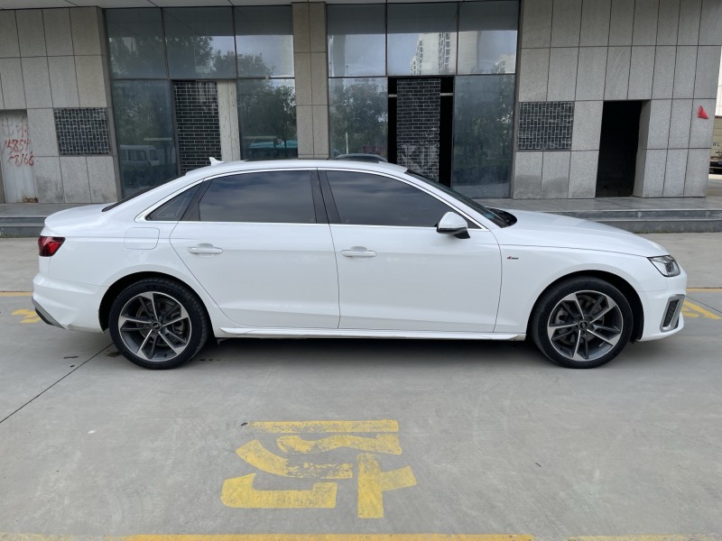 济宁25年奥迪A4L3