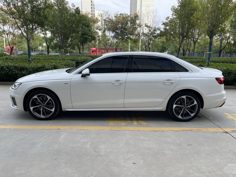 济宁25年奥迪A4L8