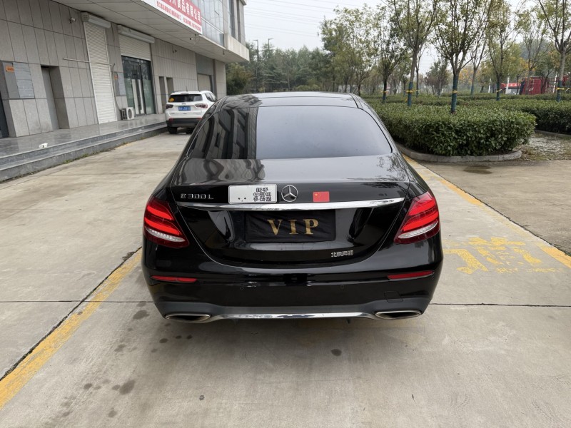 济宁19年奔驰E9