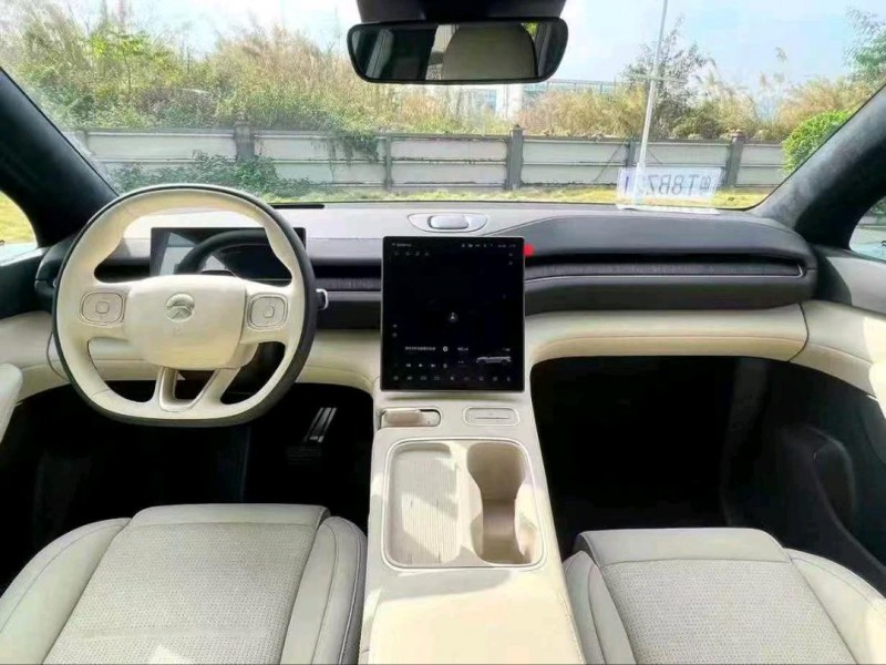 广州25年蔚来ES69