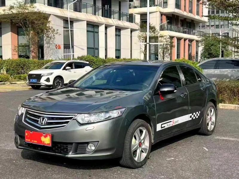 广州09年本田思铂睿2