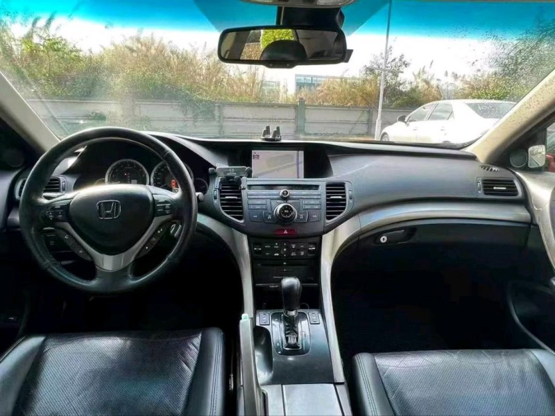 广州09年本田思铂睿9