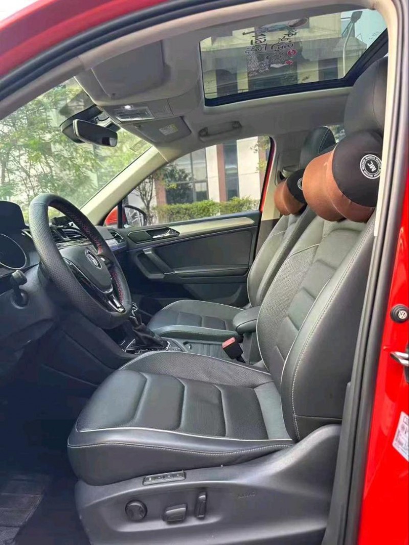 广州18年大众途观5