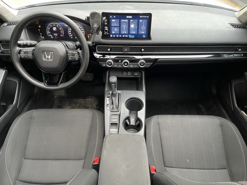 济宁24年本田思域4