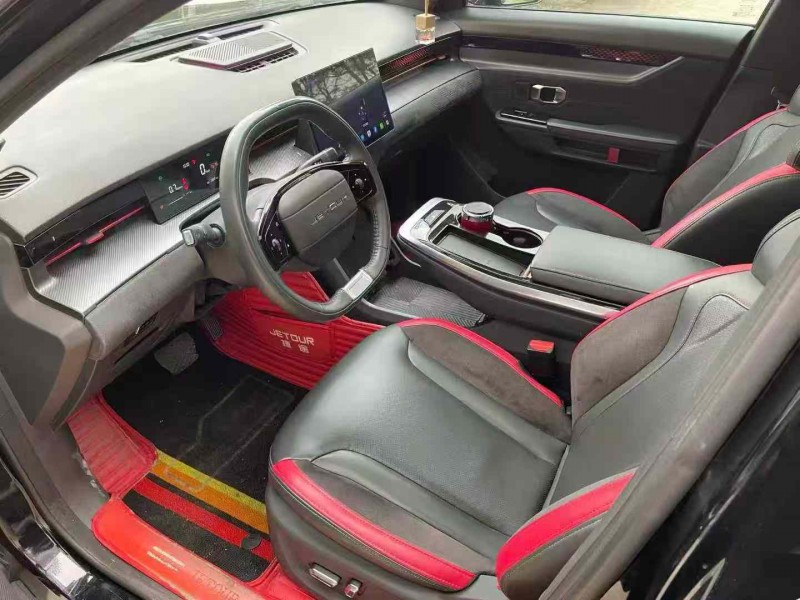 济宁22年奇瑞捷途4