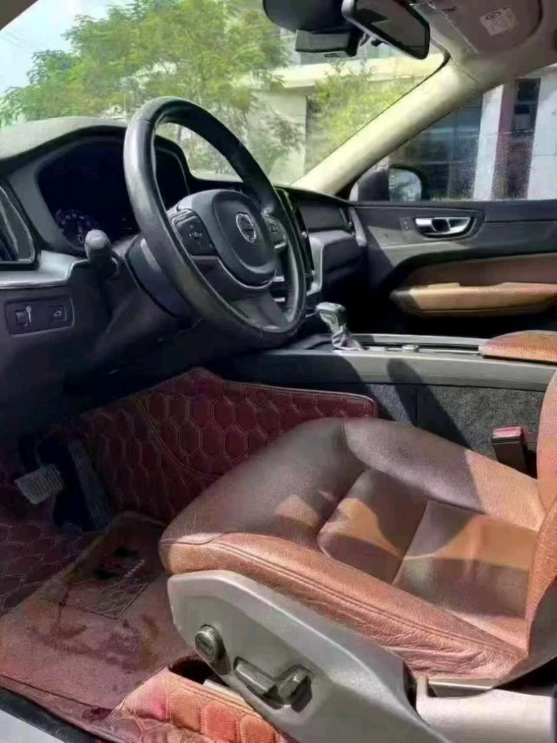 广州19年沃尔沃XC609