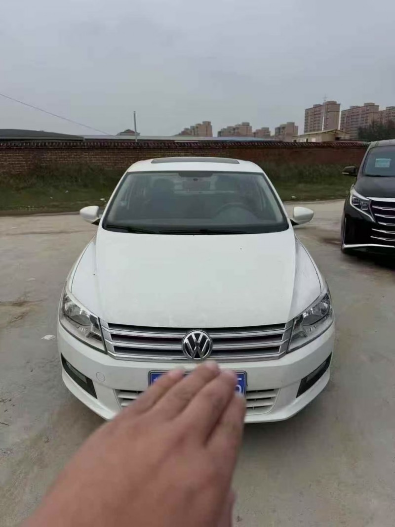 菏泽16年大众桑塔纳1