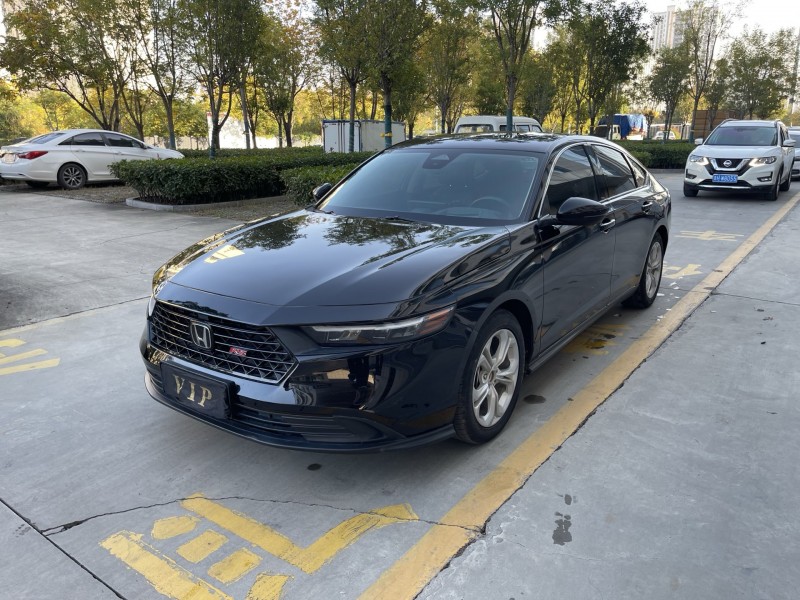 济宁24年本田雅阁2