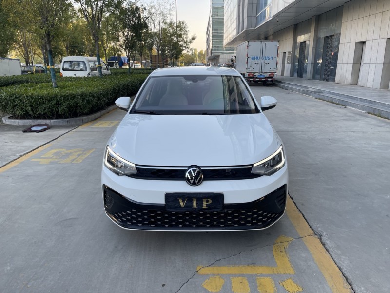 济宁23年大众朗逸1