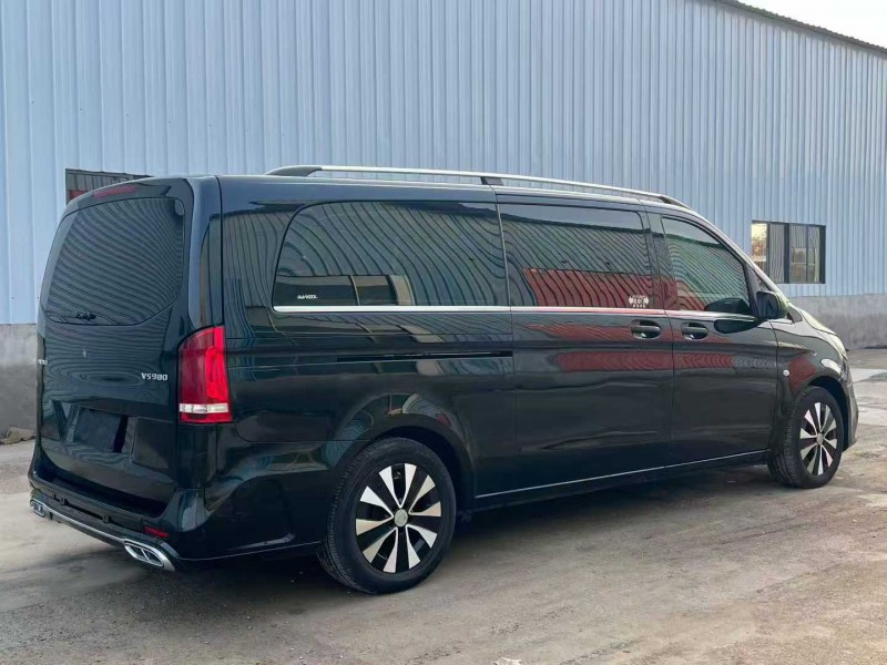 徐州21年奔驰威霆5