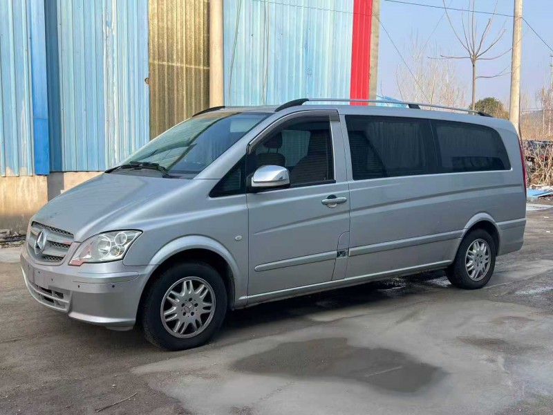 徐州16年奔驰威霆3