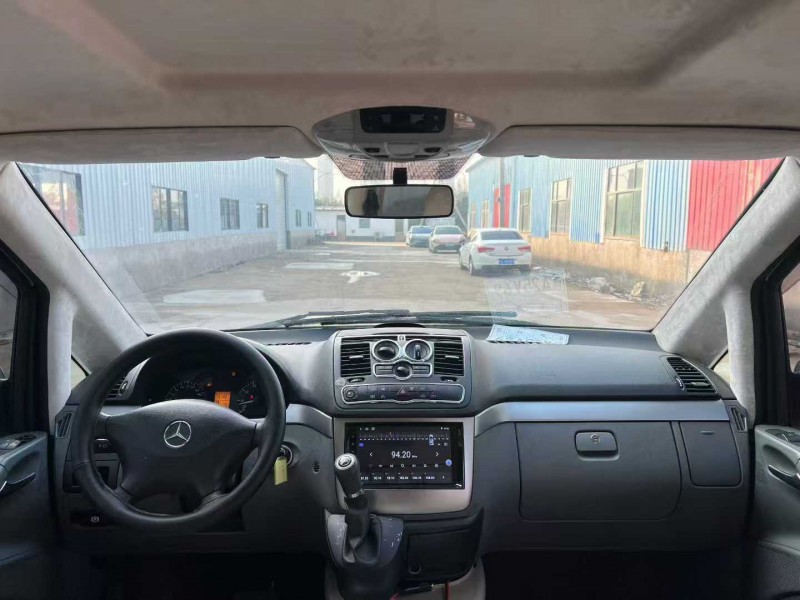 徐州16年奔驰威霆7