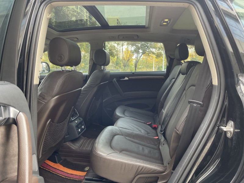 济宁15年奥迪Q75