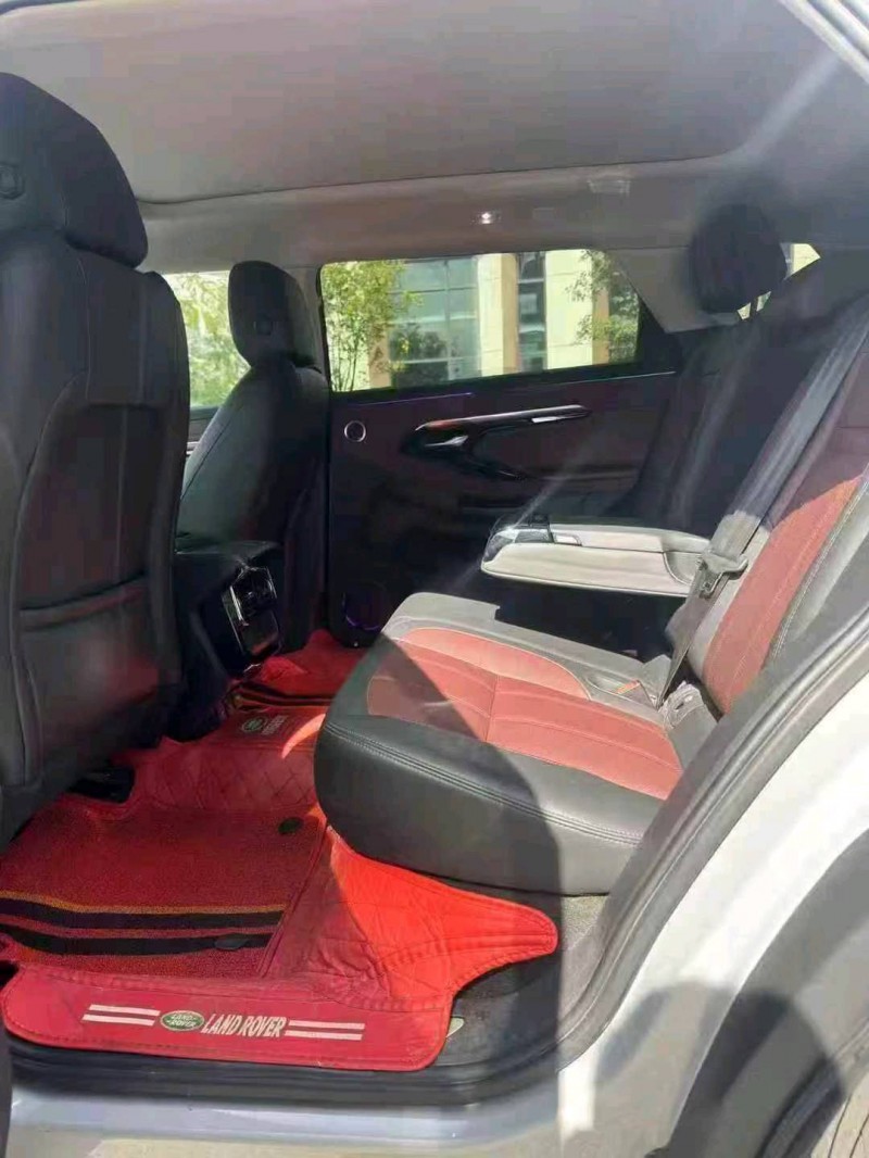 广州22年路虎极光8