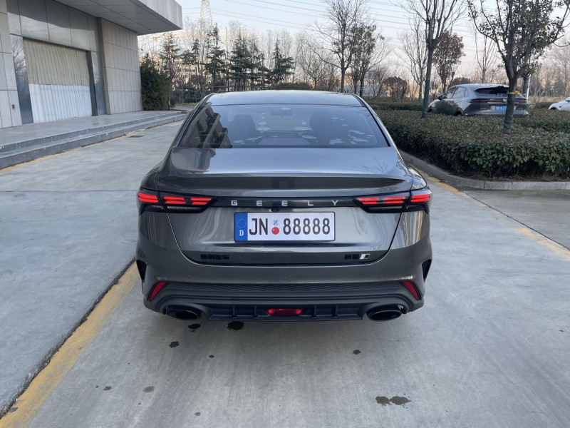 济宁23年吉利缤瑞9