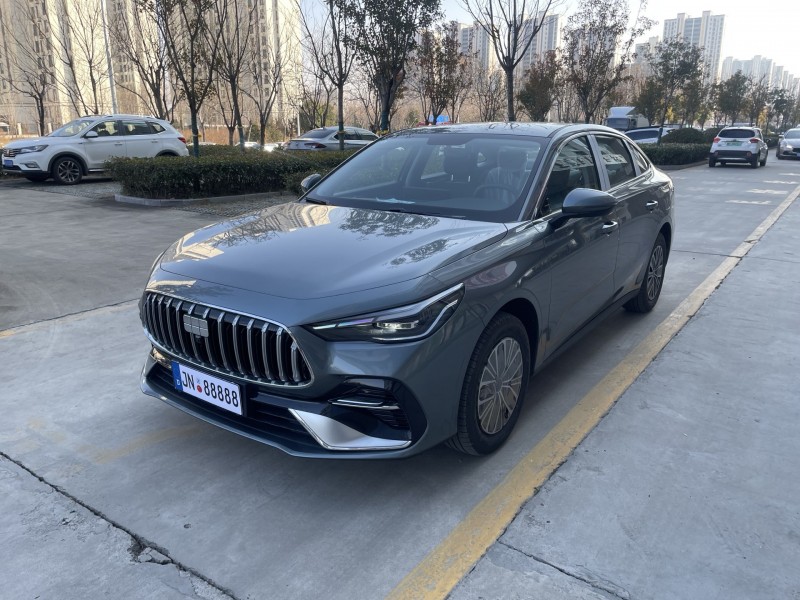 济宁25年吉利银河2