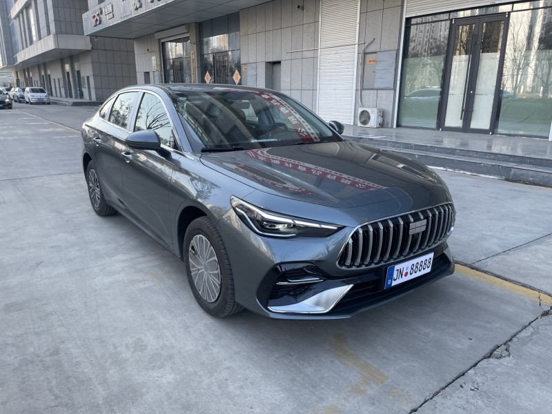 济宁25年吉利银河3