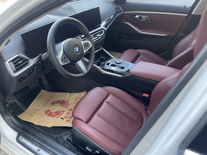 济宁24年宝马3系4