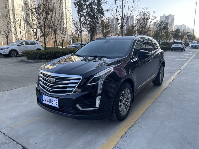 济宁18年凯迪拉克XT52