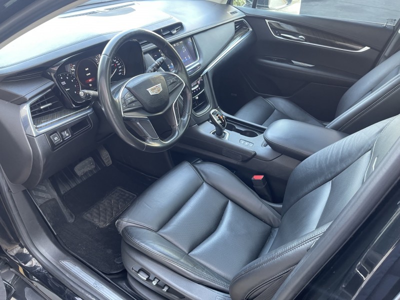 济宁18年凯迪拉克XT54