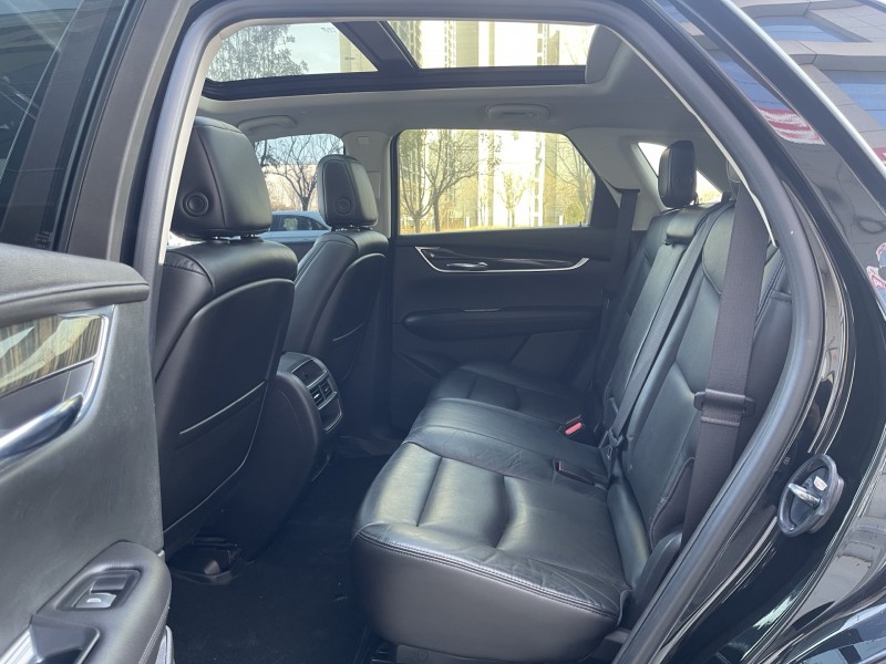 济宁18年凯迪拉克XT55