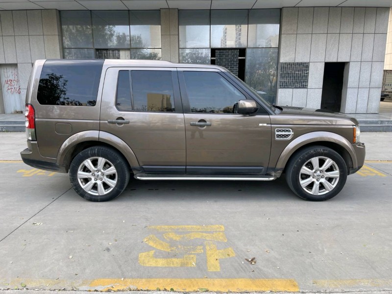 济宁13年路虎发现7